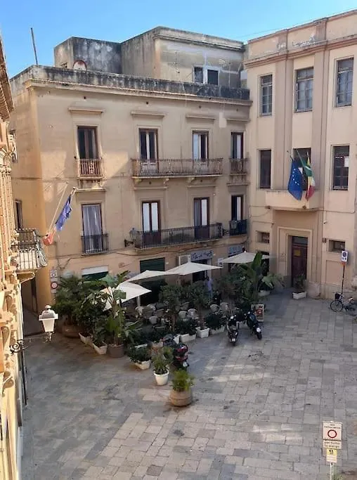 Le Case Della Piazzetta - Appartamento Levanzo Trapani