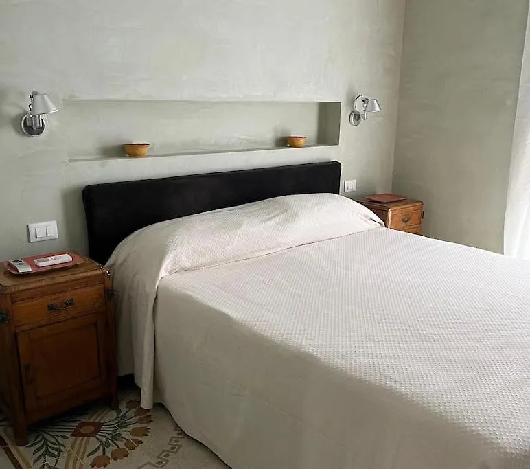 Apartment Le Case Della Piazzetta - Appartamento Levanzo Trapani Italy